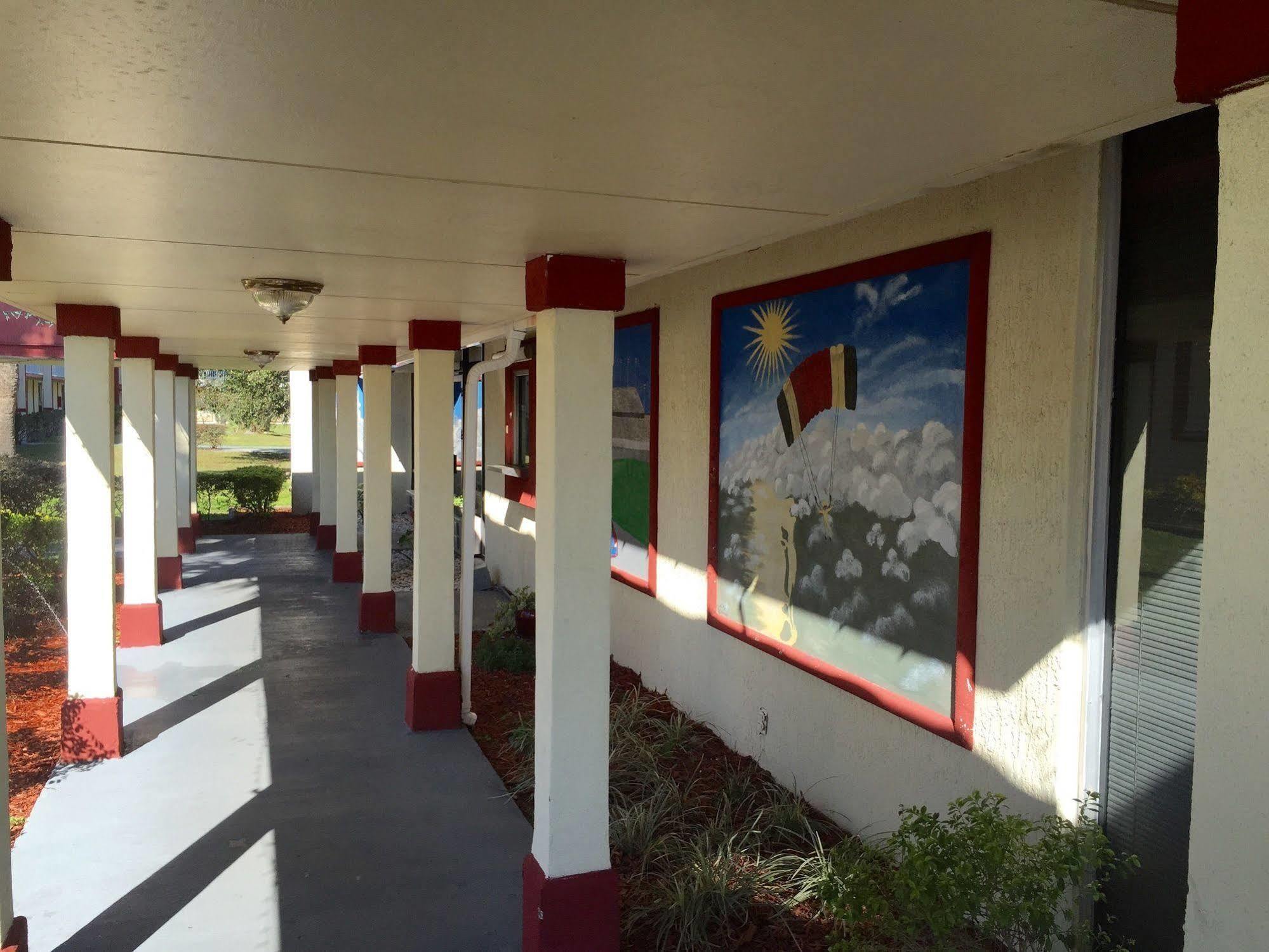 Budget Inn Of Deland Esterno foto