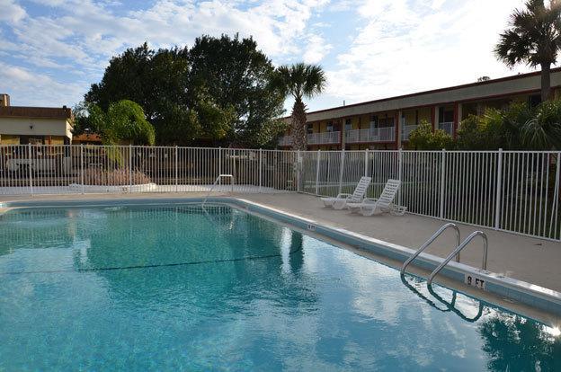 Budget Inn Of Deland Esterno foto